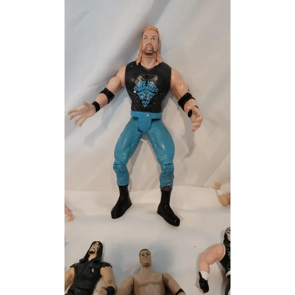 Vintage WWF WWE WCW Wrestling Action Figure Lot 25 Jakks DDP Sting Austin Hogan